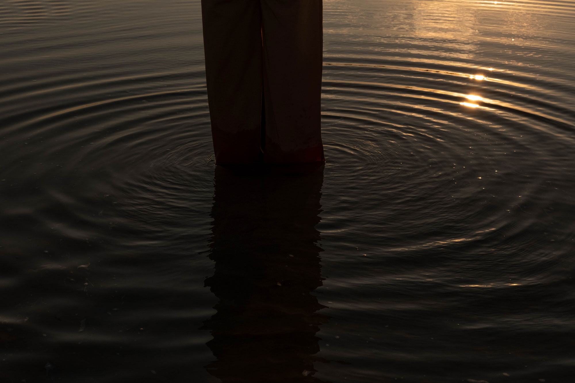 Le bruit de l'eau. Série photographique, Arles, 2025.