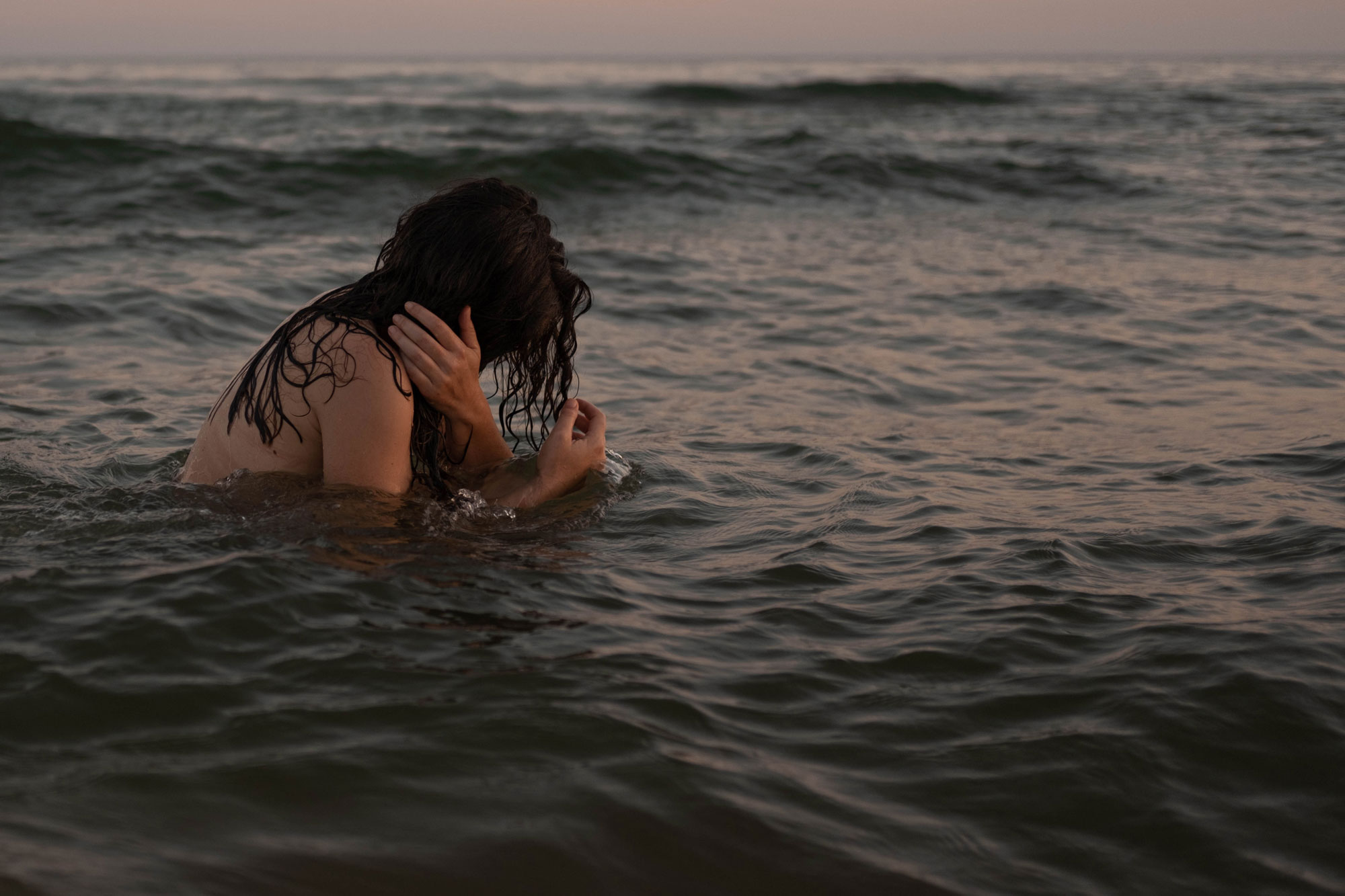 Le bruit de l'eau. Série photographique, Arles, 2025.
