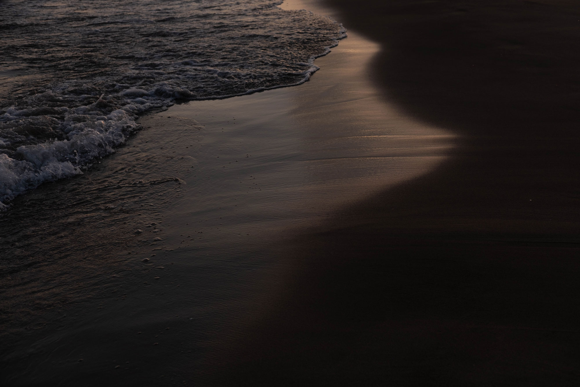 Le bruit de l'eau. Série photographique, Arles, 2025.
